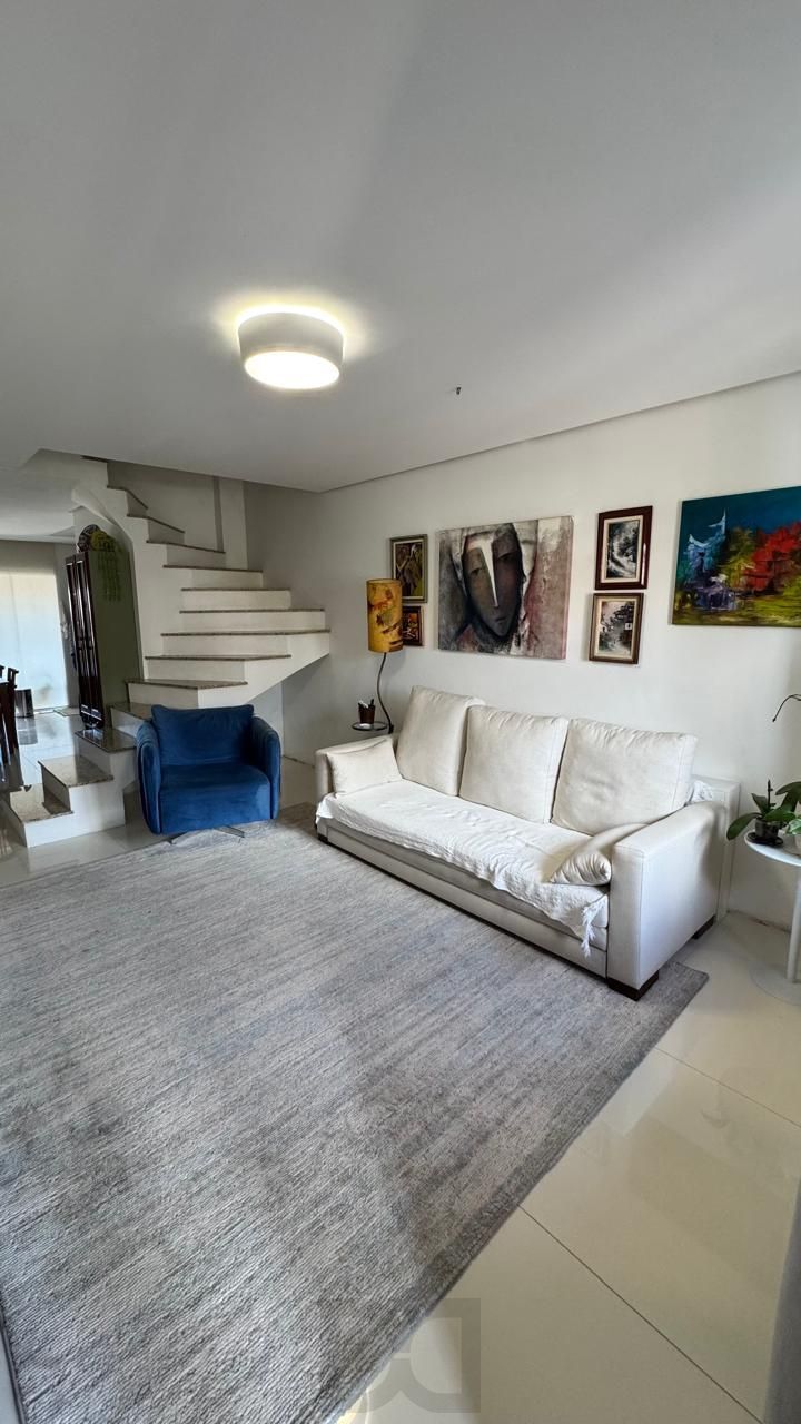 Linda Casa 3d, garagem fechada, no Bairro Guarujá, Porto Alegre - RS — foto 8