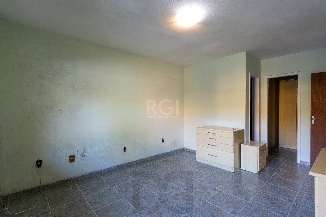 Casa para Venda - 244m², 3 dormitórios, sendo 1 suites, 2 vagas - Guarujá — foto 27