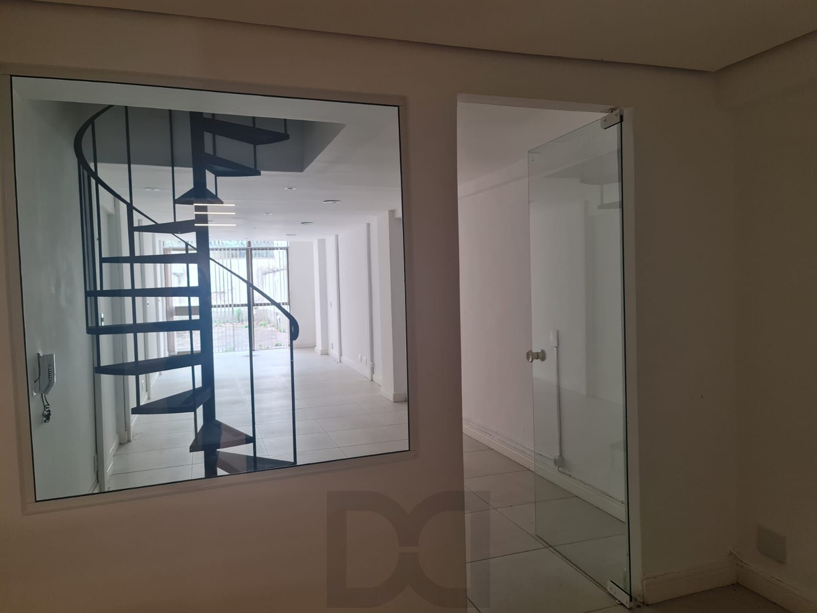 Excelente sala comercial no coração do bairro Bom Fim. — foto 5