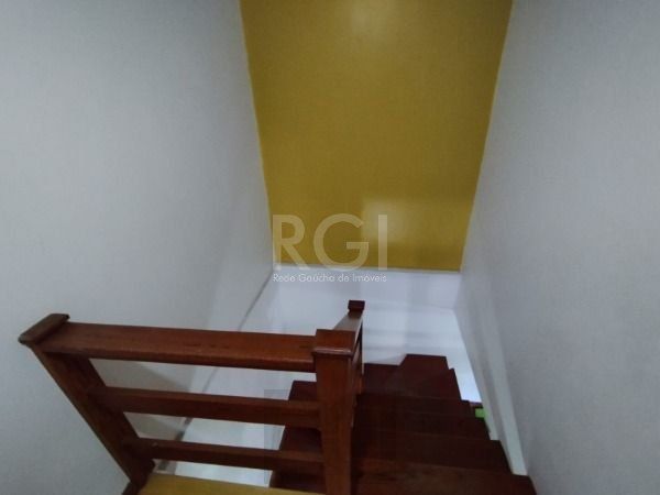 Casa em Porto Alegre, no bairro Hípica, com 3 dormitório(s), e 3 banheiros, à venda. — foto 11