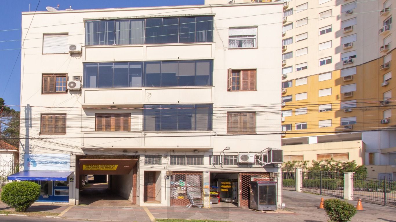 Apartamento à venda com 3 quartos e com sacada no bairro Partenon — foto 23