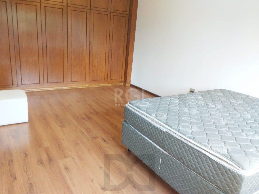 Apartamento para Venda - 130m², 3 dormitórios, sendo 1 suites, 2 vagas - Moinhos de Vento — foto 9