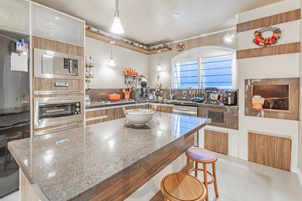 Casa de 3 dormitórios e 4 vagas de garagem no bairro Jardim Itu — foto 9