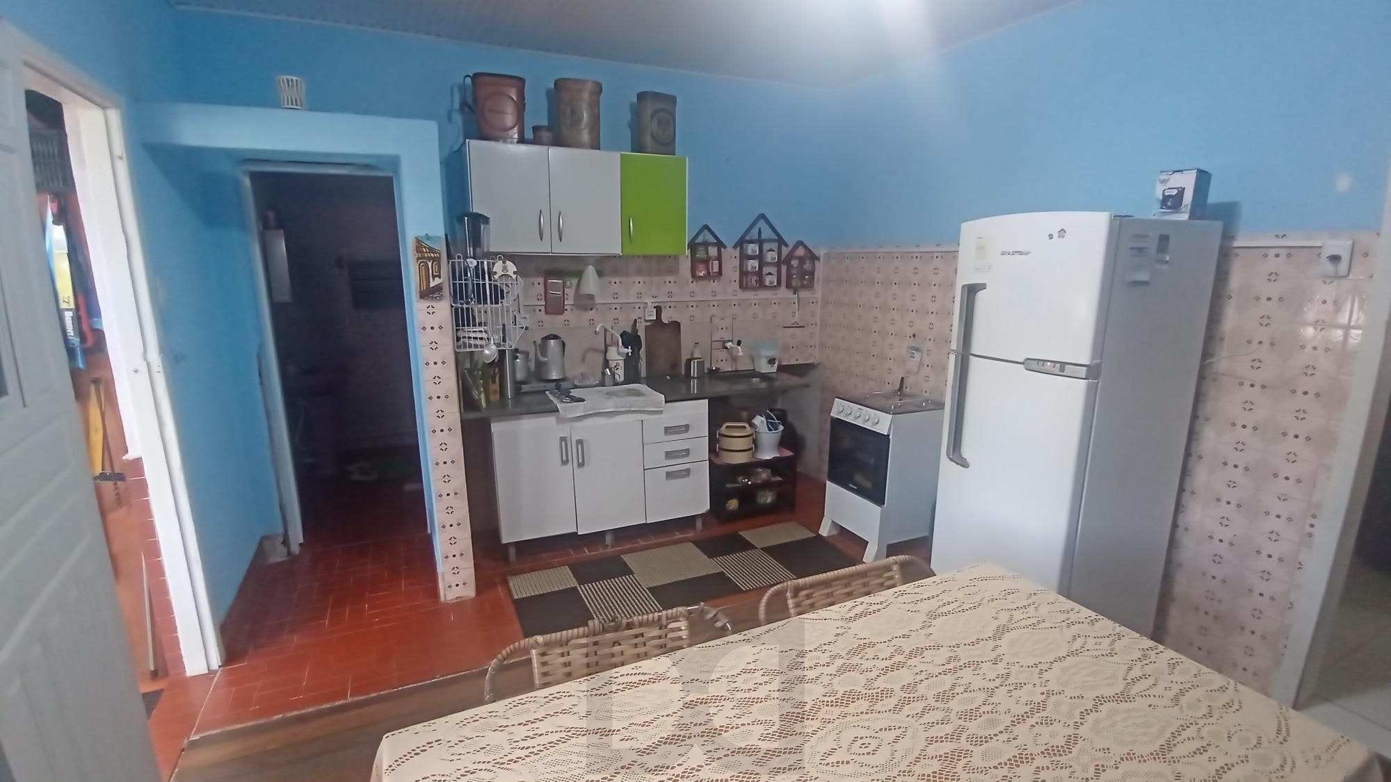 Casa com 2 dormitórios no bairro Glória — foto 8