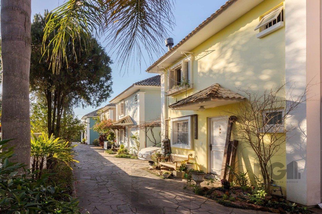 Casa em condomínio, 3 quartos, 1 suite, lareira, churrasqueira, 1 vaga - Bairro Tristeza — foto 44