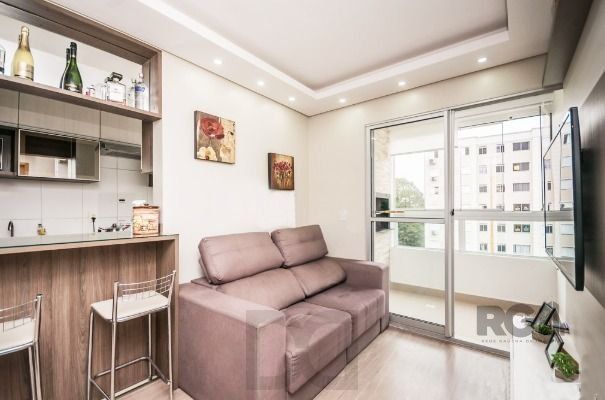 Apartamento com 2 quartos, sala, cozinha, sacada com churrasqueira e 1 vaga. — foto 8