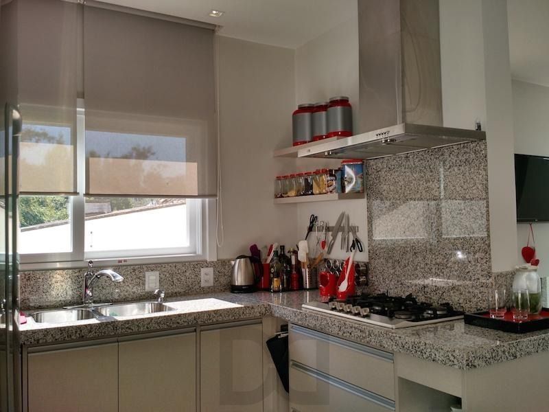 Casa para Venda - 217m², 3 dormitórios, sendo 1 suites, 3 vagas - Teresópolis — foto 8