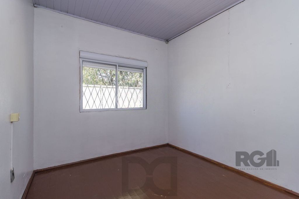 Casa de 5 dormitórios no bairro Sarandi — foto 5