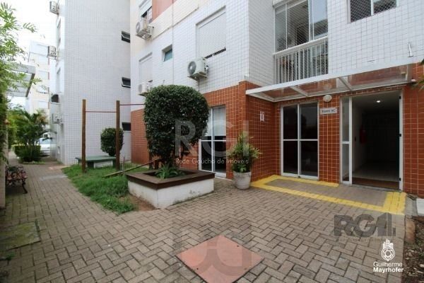 Apartamento no bairro Cristal de 2 dormitórios infra e vaga DESOCUPADO — foto 24