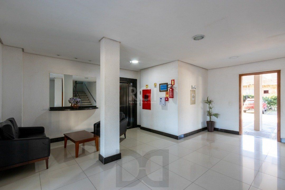 APARTAMENTO DE 3 DORMITÓRIOS EM CONDOMÍNIO FECHADO NA CAVALHADA — foto 25