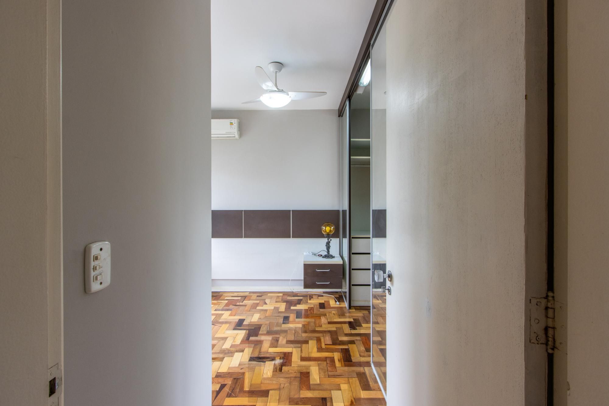 APARTAMENTO Á VENDA 02 QUARTOS, 01 VAGA ESCRITURADA - BAIRRO CRISTAL — foto 17