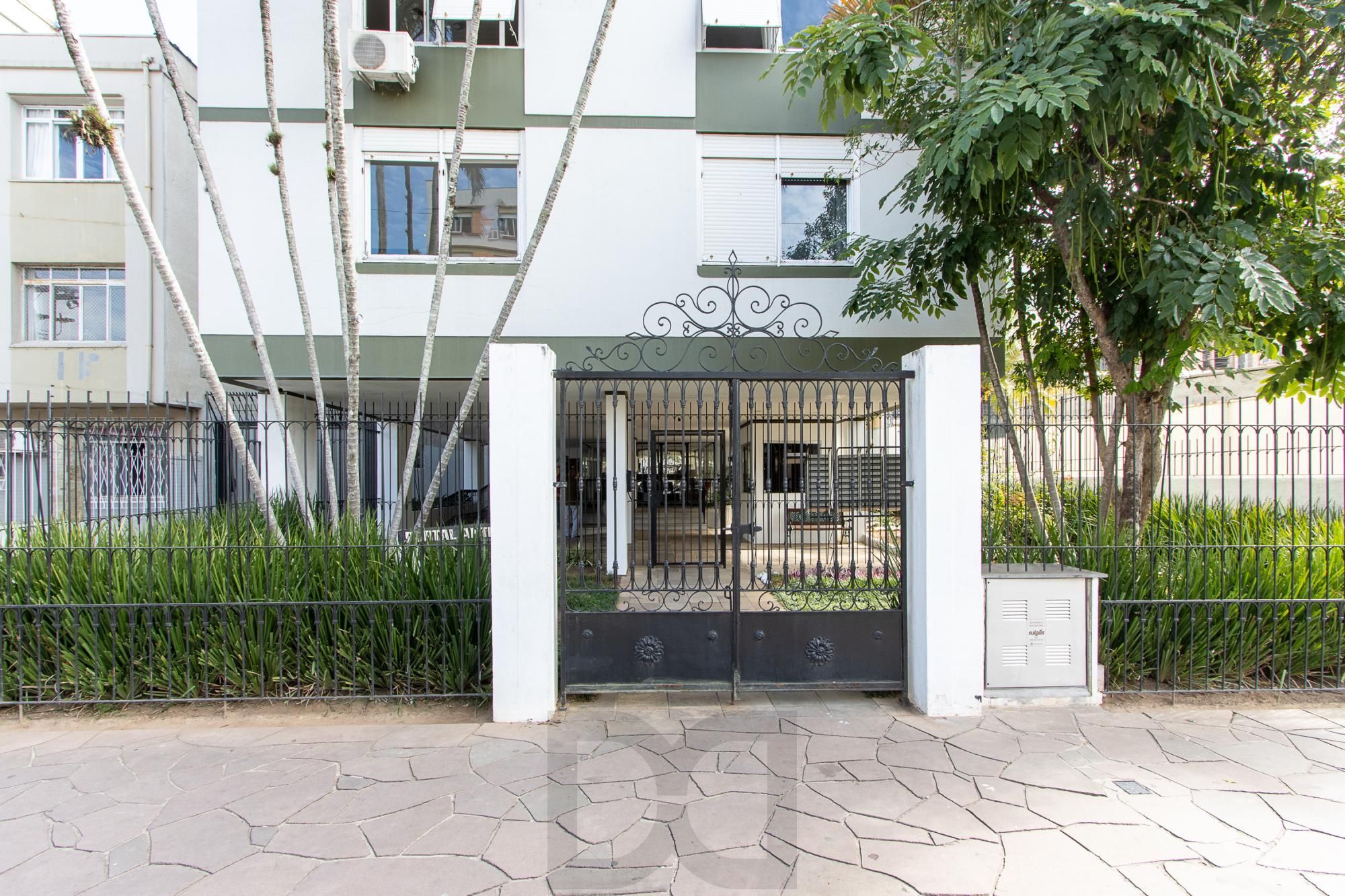 Apartamento no Menino Deus com 2 dormitórios e garagem — foto 29