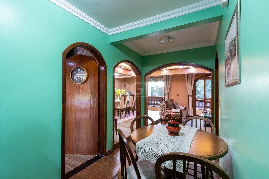 Casa para Venda - 232.5m², 3 dormitórios, sendo 1 suites, 4 vagas - Nonoai — foto 19
