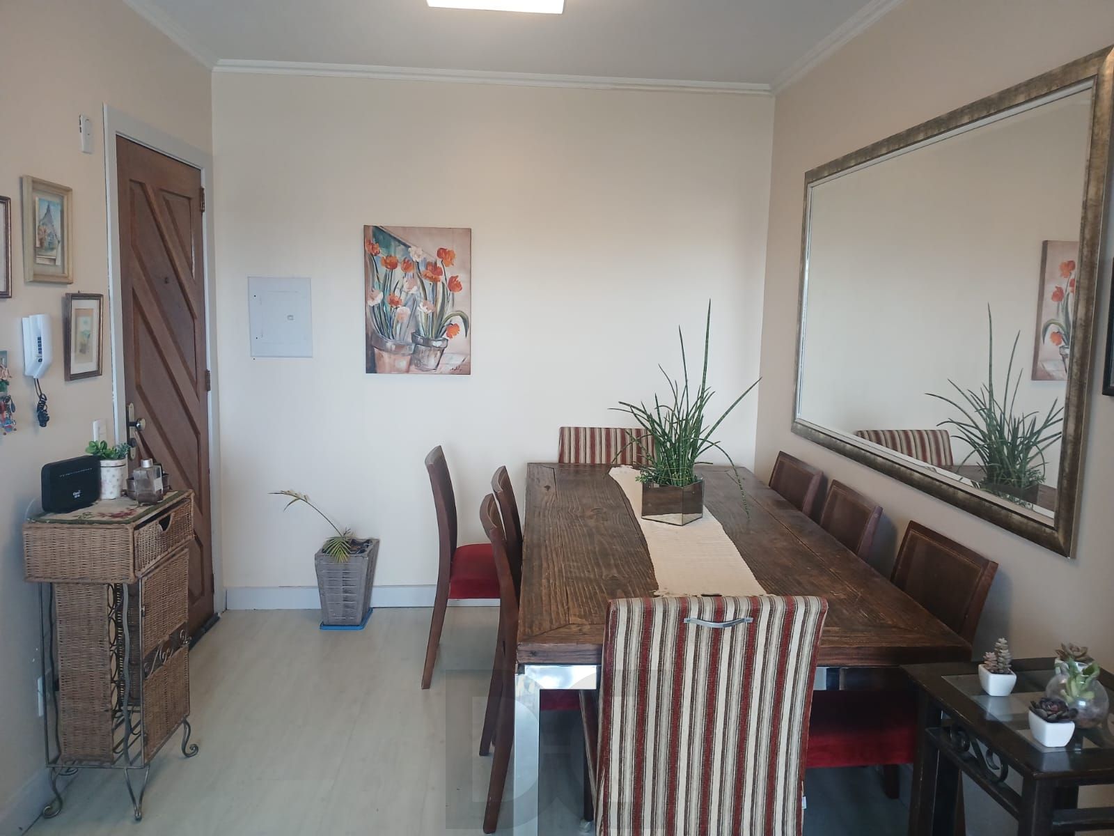 Apartamento de 2 dormitórios com vaga de garagem coberta e escriturada no Bairro Glória – Porto Alegre. — foto 9