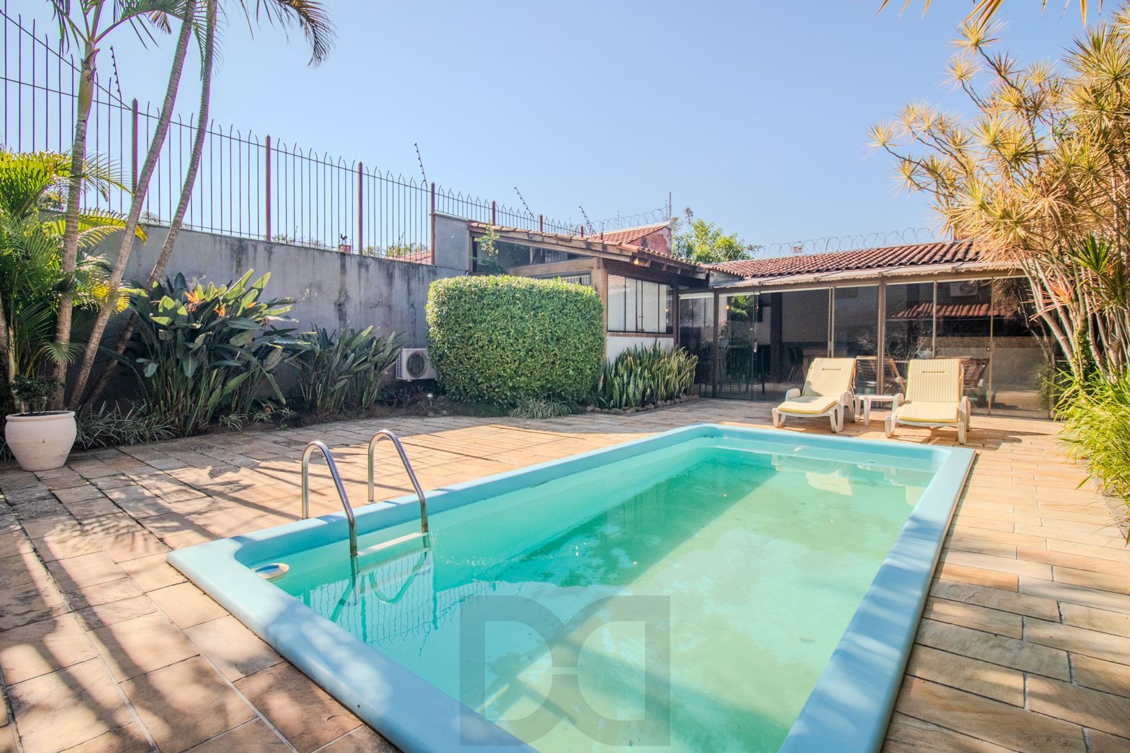 Casa para Venda - 410m², 3 dormitórios, sendo 3 suites, 2 vagas - Ipanema — foto 1