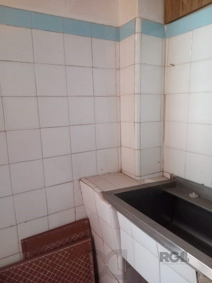 Apartamento de 1 dormitório, 35m² de área privativa na Avenida João Wallig! — foto 7