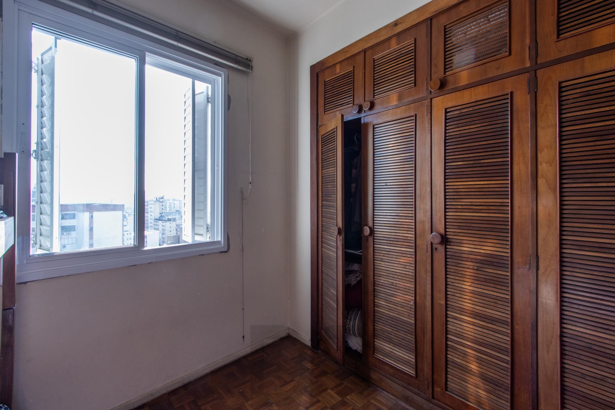 Apartamento Semimobiliado DESOCUPADO de 3 Quartos na Duque de Caxias, Centro Histórico de Porto Alegre — foto 13