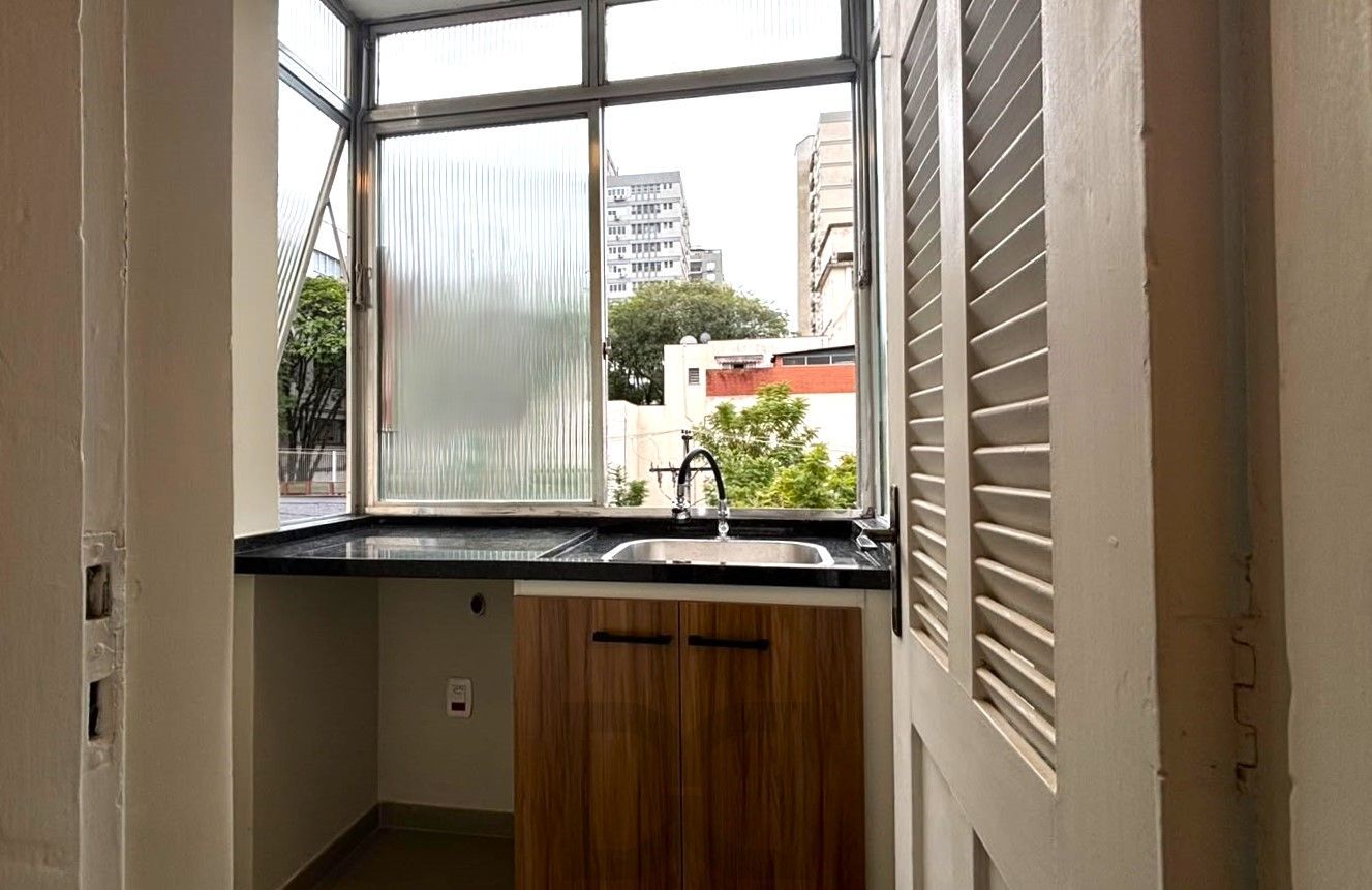 Apartamento 3 dormitórios reformado e semi mobiliado no coração do Bom Fim — foto 40