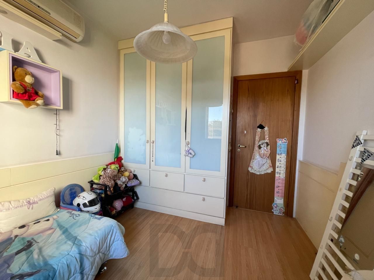 Apartamento bairro Tristeza, com 110 m² de área privativa, 03 dormitórios sendo 01 suíte e 02 vagas de garagem! — foto 18