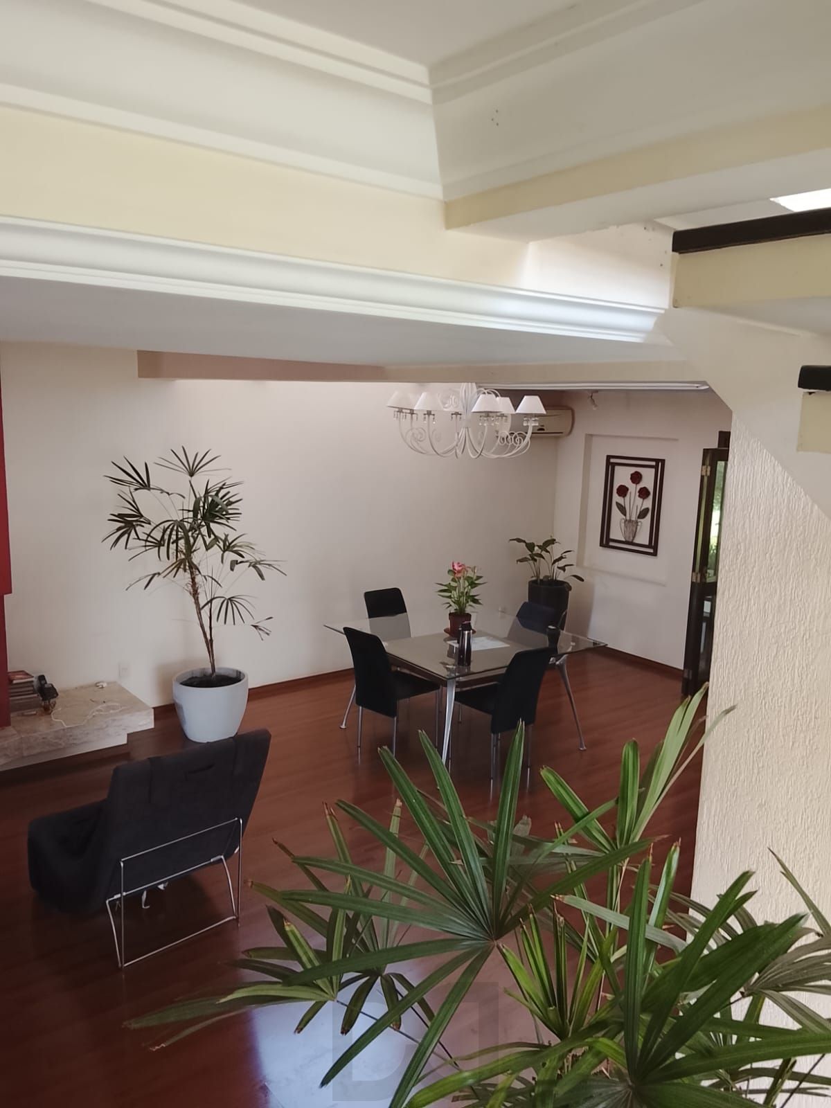 CASA / SOBRADO 5D e 10 vagas 3 Banheiros - Pátio enorme c/ Jacuzi e Pergolado - Living 3 ambientes - Sta Teresa — foto 18