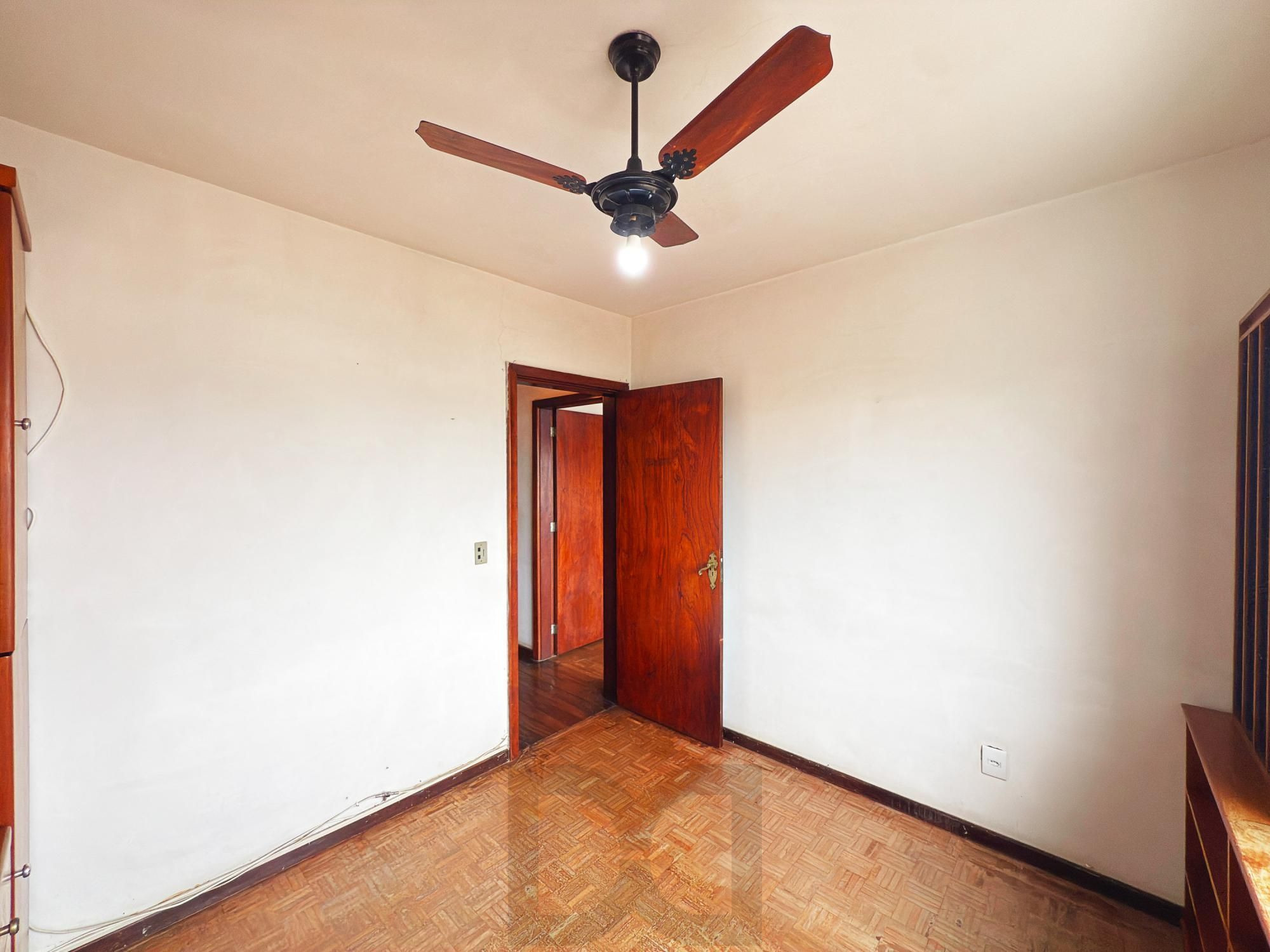 Apartamento de 3 Dormitórios localizado no bairro Petrópolis — foto 23
