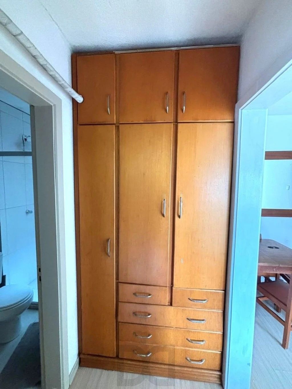 Apartamento com 1 quarto, mobiliado e sol da manha no bairro Morro Santana — foto 11