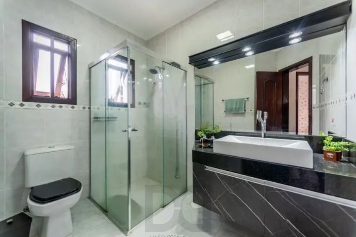 Casa 4 quartos com 233 m2 — foto 13