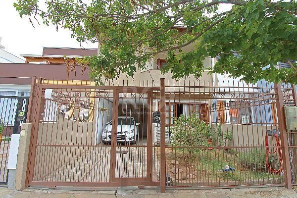 Casa em Porto Alegre, no bairro Hípica, com 3 dormitório(s), e 3 banheiros, à venda. — foto 39