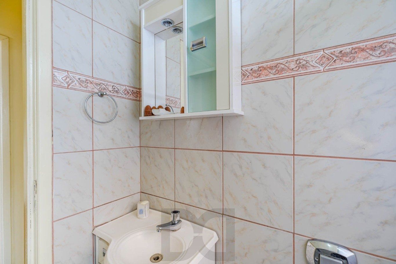Apartamento de 1 quarto no Bairro Santana em Porto Alegre. — foto 15
