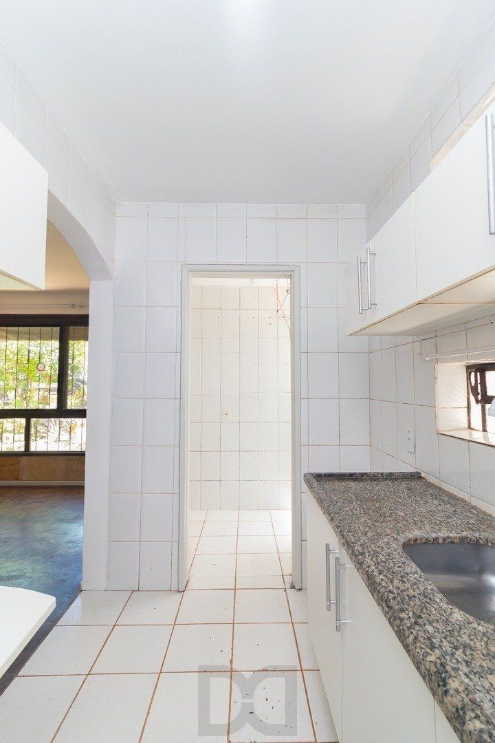 Apartamento térreo de 2 dormitórios e 1 vaga no bairro Nonoai — foto 11