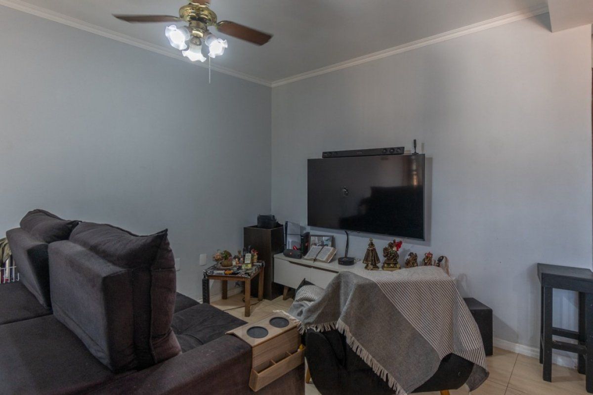 Casa com 2 quartos, 2 vaga, sacada e churrasqueira no bairro Costa e Silva — foto 6