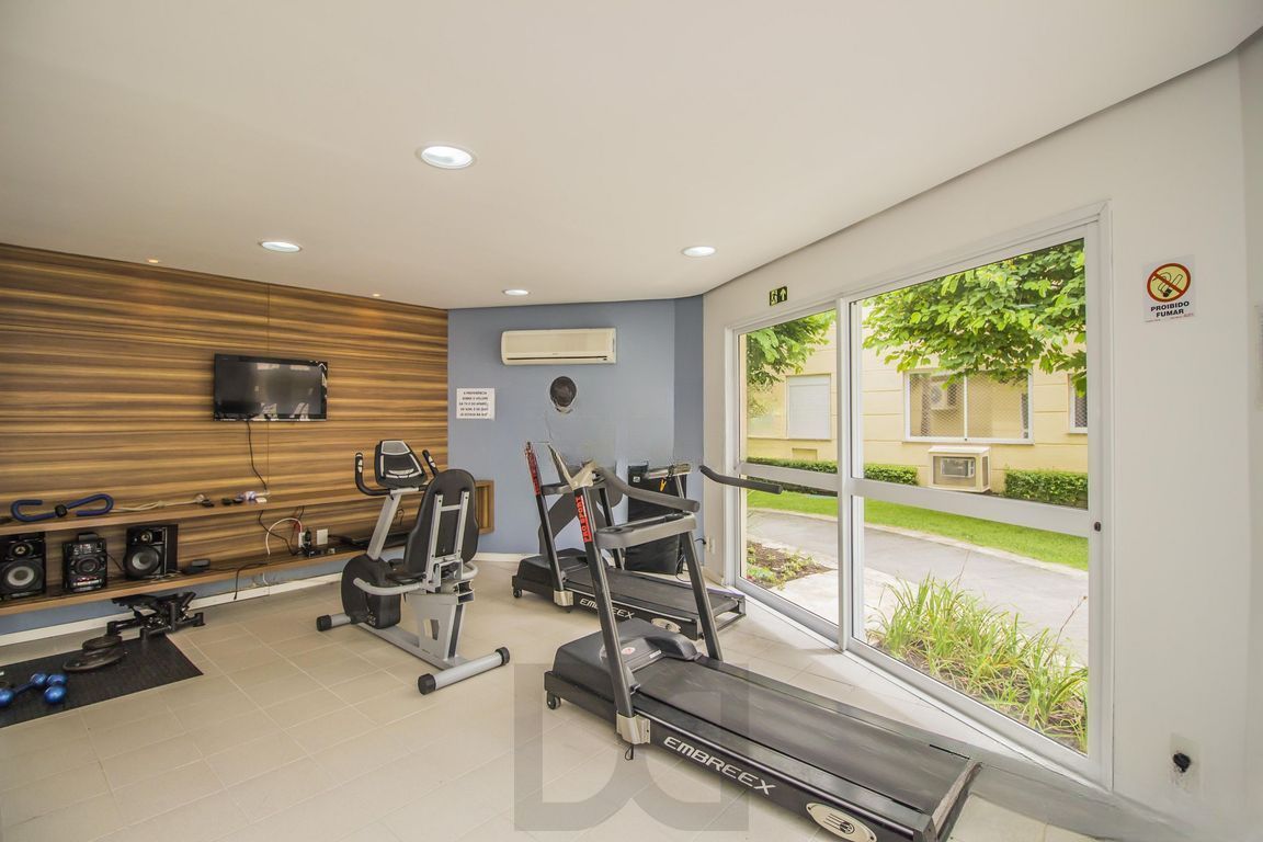 Apartamento 3 quartos, 1 vaga, elevador e piscina no bairro Cristal — foto 27