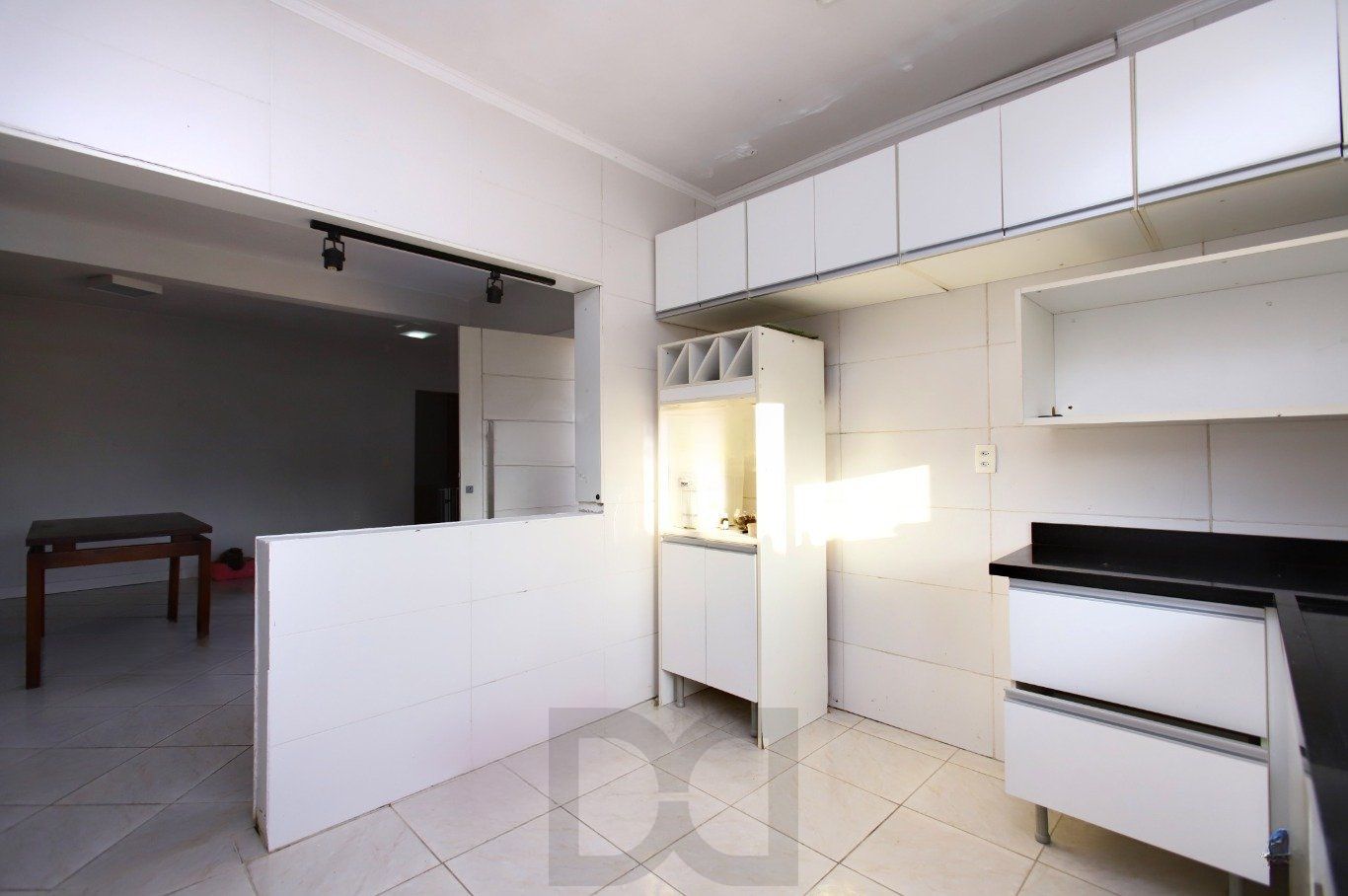 Casa com Edícula nos fundos, total de 5 dormitórios no Bairro gloria. — foto 36
