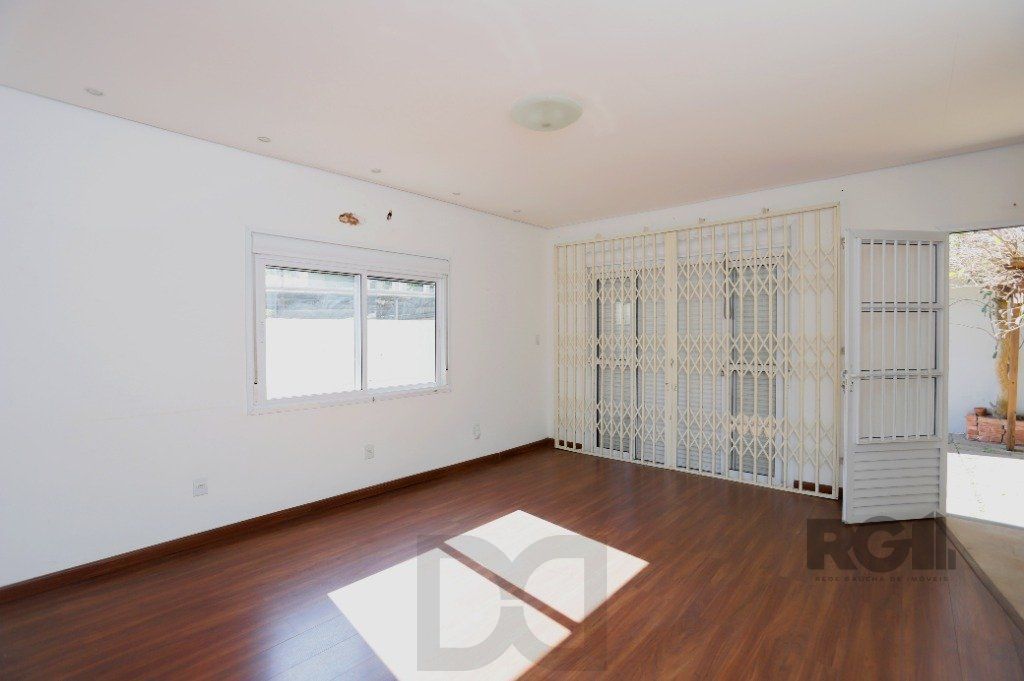 Casa 3 Dormitório(s) Bairro Passo da Areia — foto 6