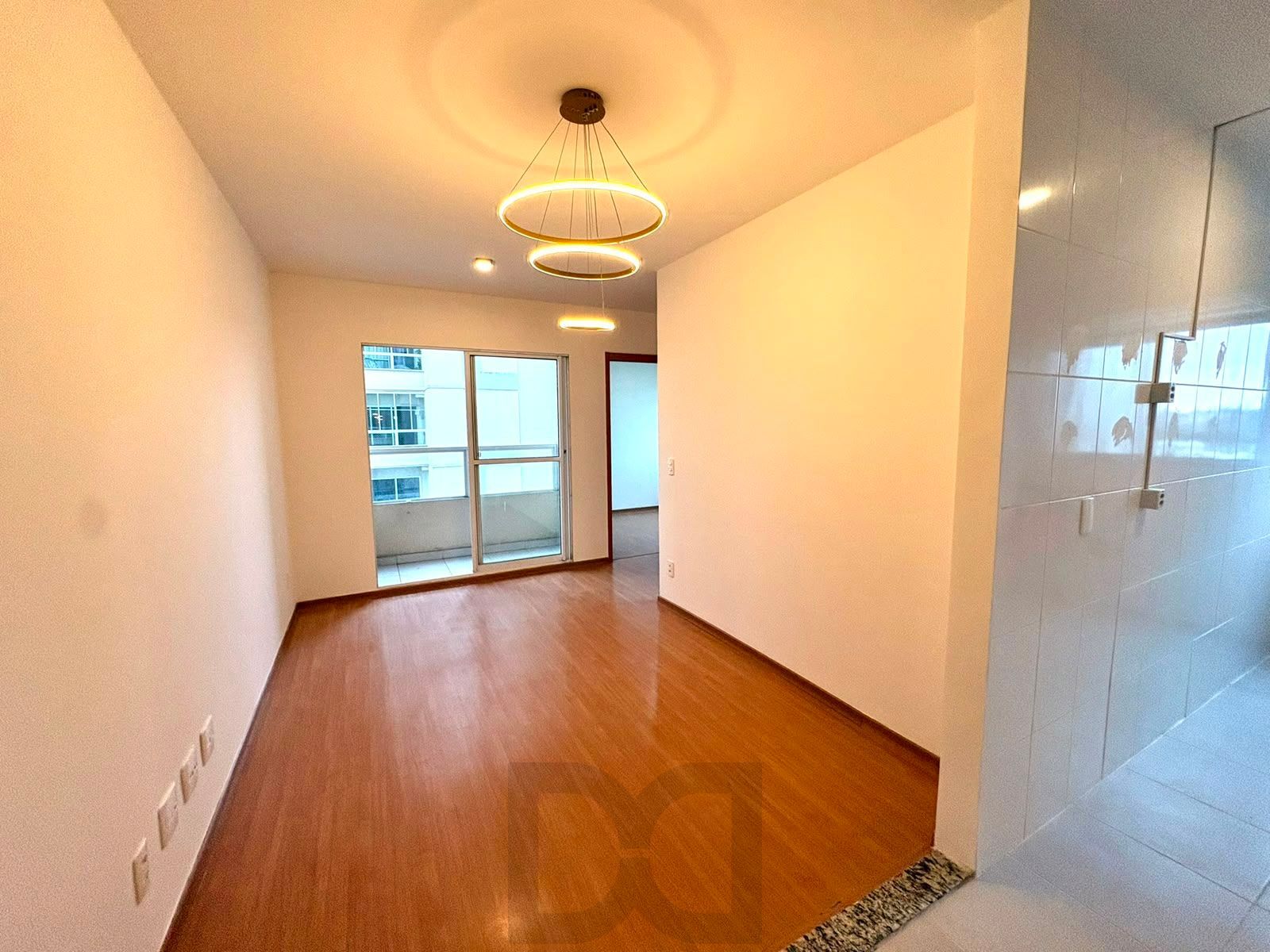 Apartamento reformado de 2 dormitórios, churrasqueira e vaga no Parque Santa Fé — foto 1
