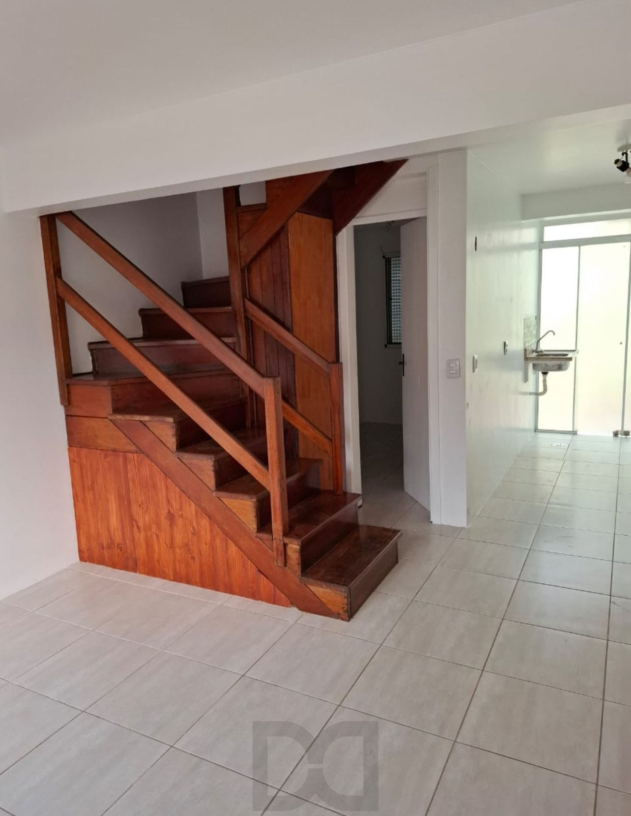 Casa com 2 quartos à venda na Avenida Faria Lobato, 1120, Sarandi, Porto Alegre — foto 3