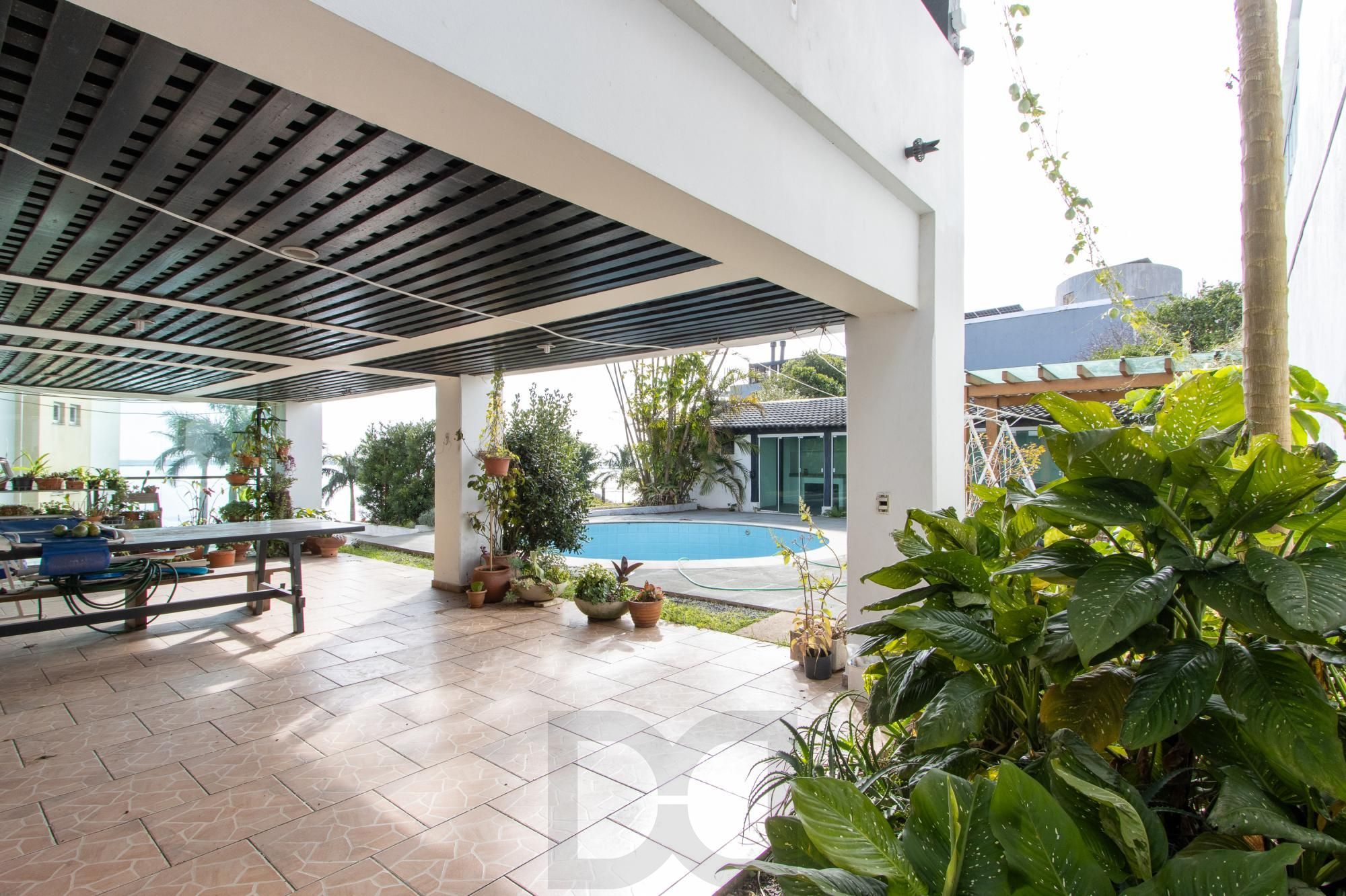 Casa com piscina Bairro Cristal — foto 43