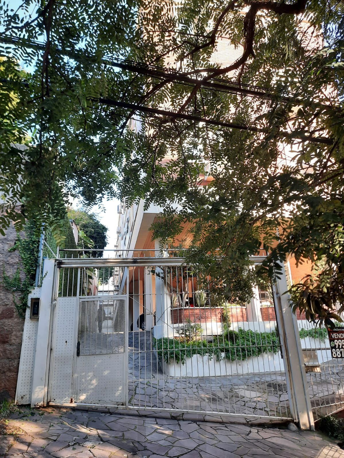 Apartamento de 1 dormitório e 1 vaga de garagem sem elevador ! — foto 1