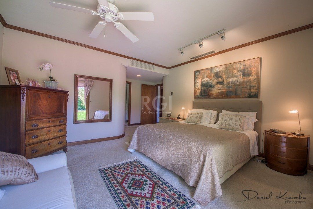Casa para Venda - 418m², 5 dormitórios, sendo 1 suites, 6 vagas - Tristeza — foto 13