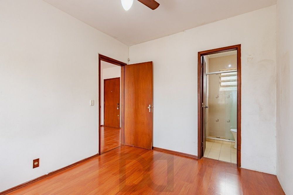 Apartamento com 1 Suite, sacada e 1 vaga de garagem no bairro Cidade Baixa — foto 14