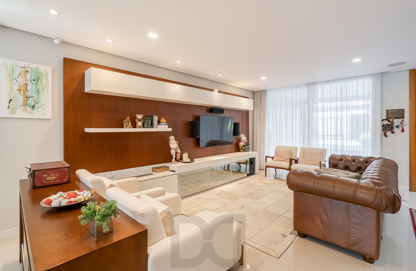 Casa em Condomínio com 4 quartos e 275m² à venda em Sarandi, Porto Alegre. — foto 8