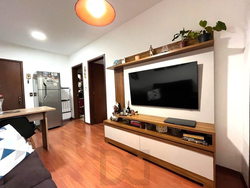 Apartamento com 1 Suite, sacada e 1 vaga de garagem no bairro Cidade Baixa — foto 1