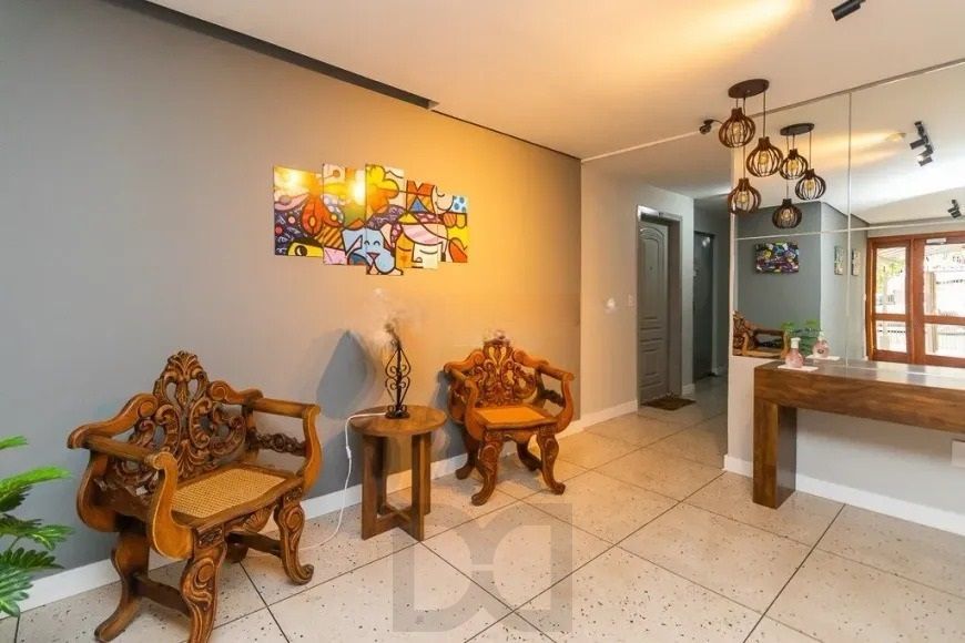 Apartamento reformado de 3 dormitórios com churrasqueira e vaga no Petrópolis — foto 36