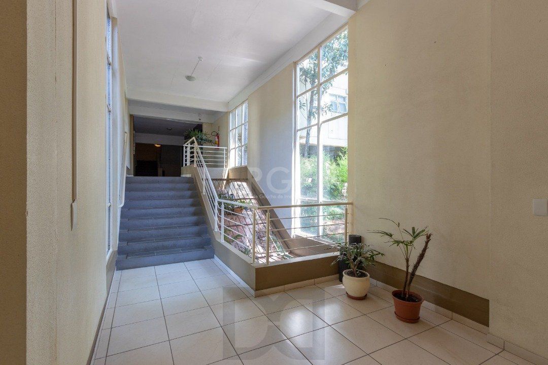 Excelente apartamento de um dormitório com box privativo coberto — foto 3