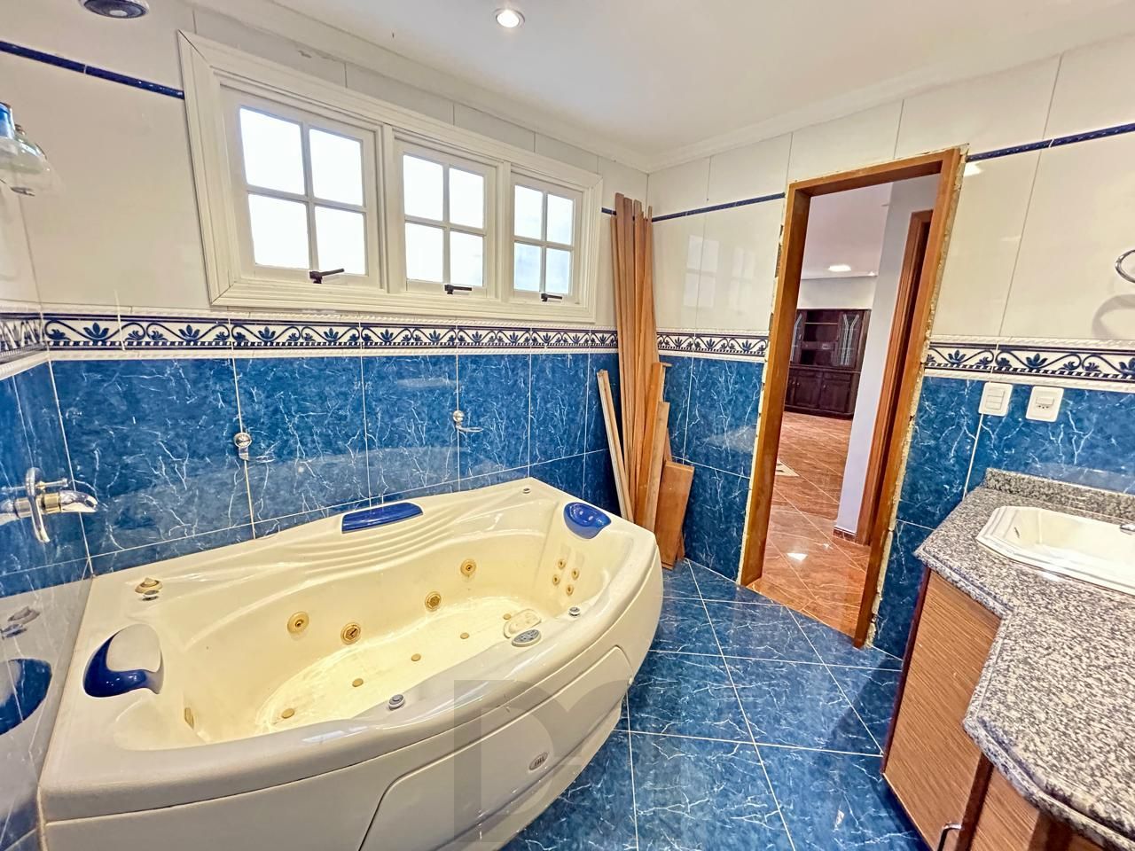 Casa 8 dormitórios, 5 banheiros e 6 vagas no Bairro São João Porto Alegre — foto 48