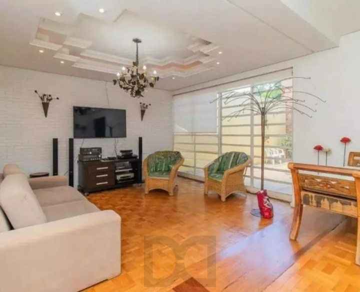 Casa 3d com suíte, bairro três figueira — foto 1