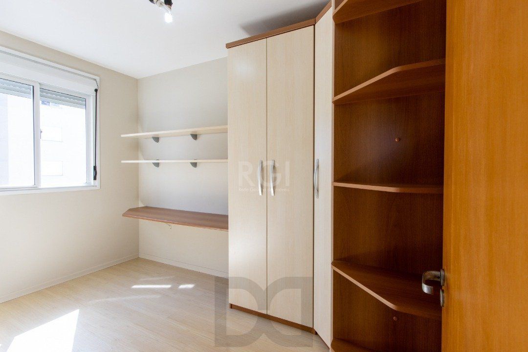 APARTAMENTO DE 3 DORMITÓRIOS EM CONDOMÍNIO FECHADO NA CAVALHADA — foto 15