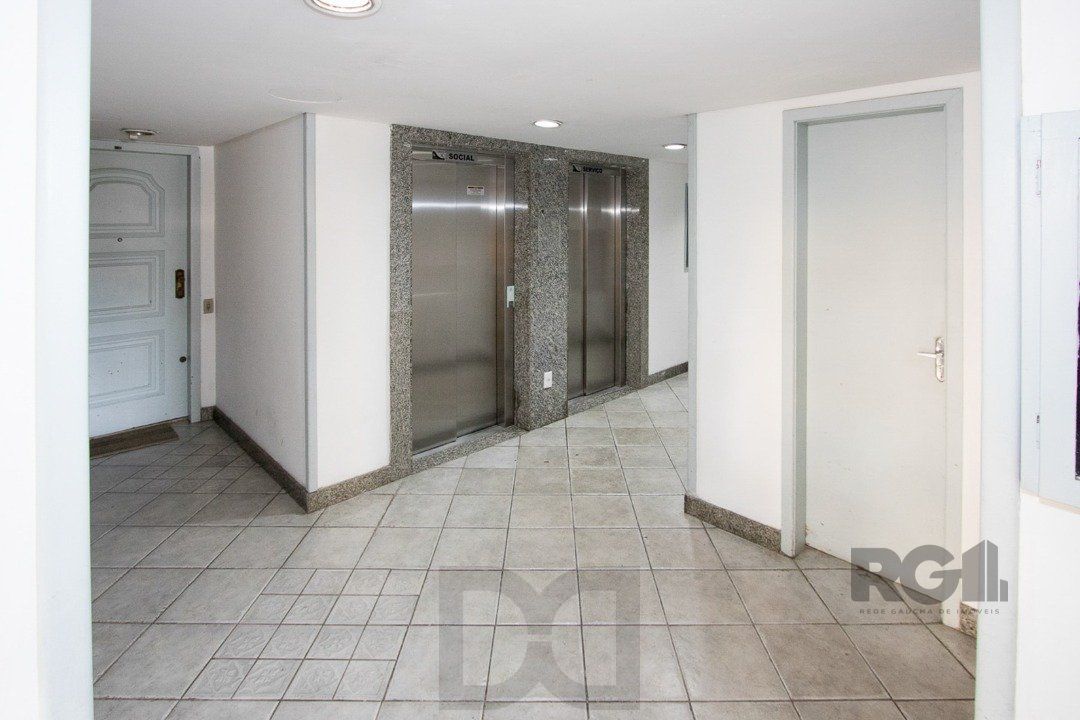 Apartamento de 2 Dormitórios com Vaga Coberta no Conjunto Residencial Santos Dumont — foto 23