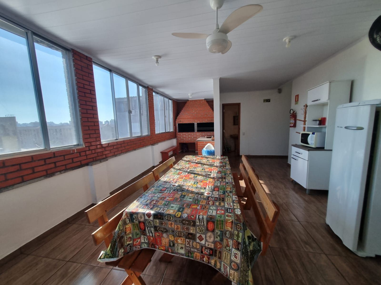 Apartamento de 2 dormitórios no bairro Partenon. — foto 28