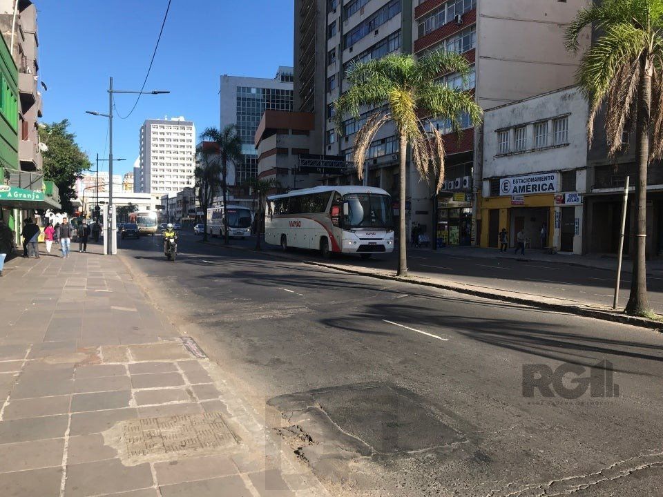 Prédio Comerial no Centro de Porto Alegre — foto 2